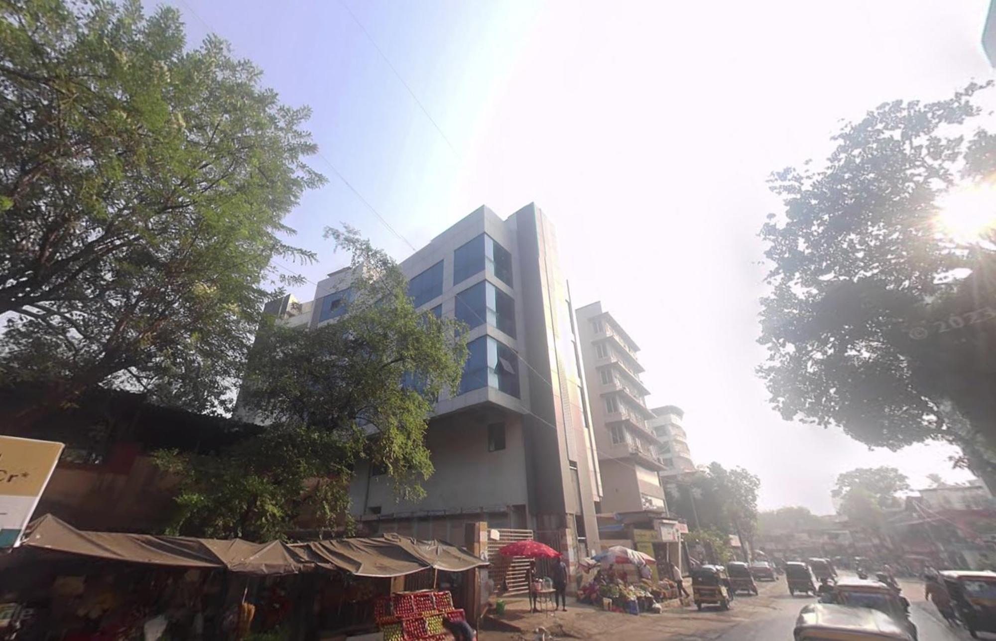 Hotel Beverly Palace Santacruz - Near Bkc - Mumbai Airport T1 Екстериор снимка