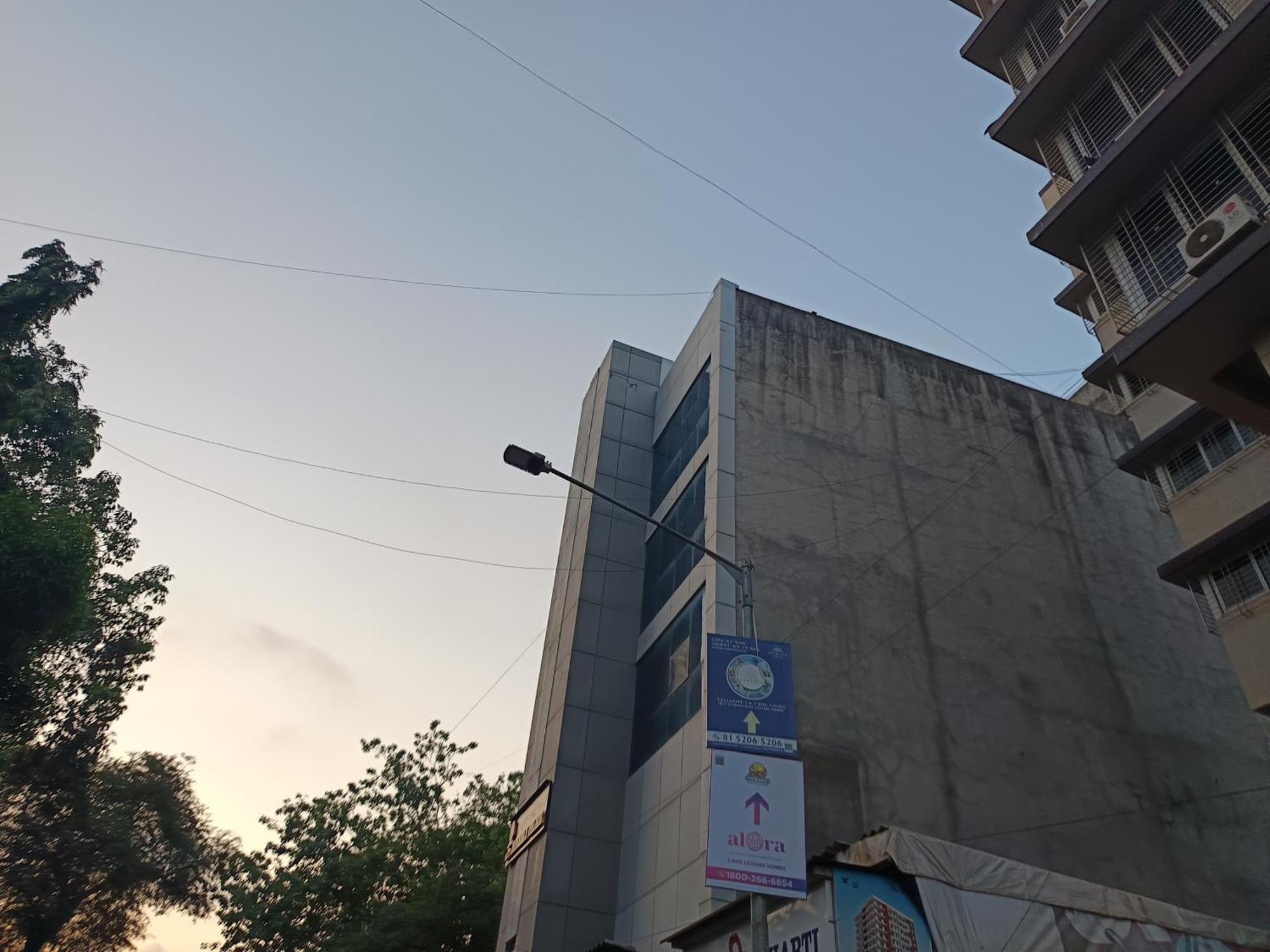 Hotel Beverly Palace Santacruz - Near Bkc - Mumbai Airport T1 Екстериор снимка